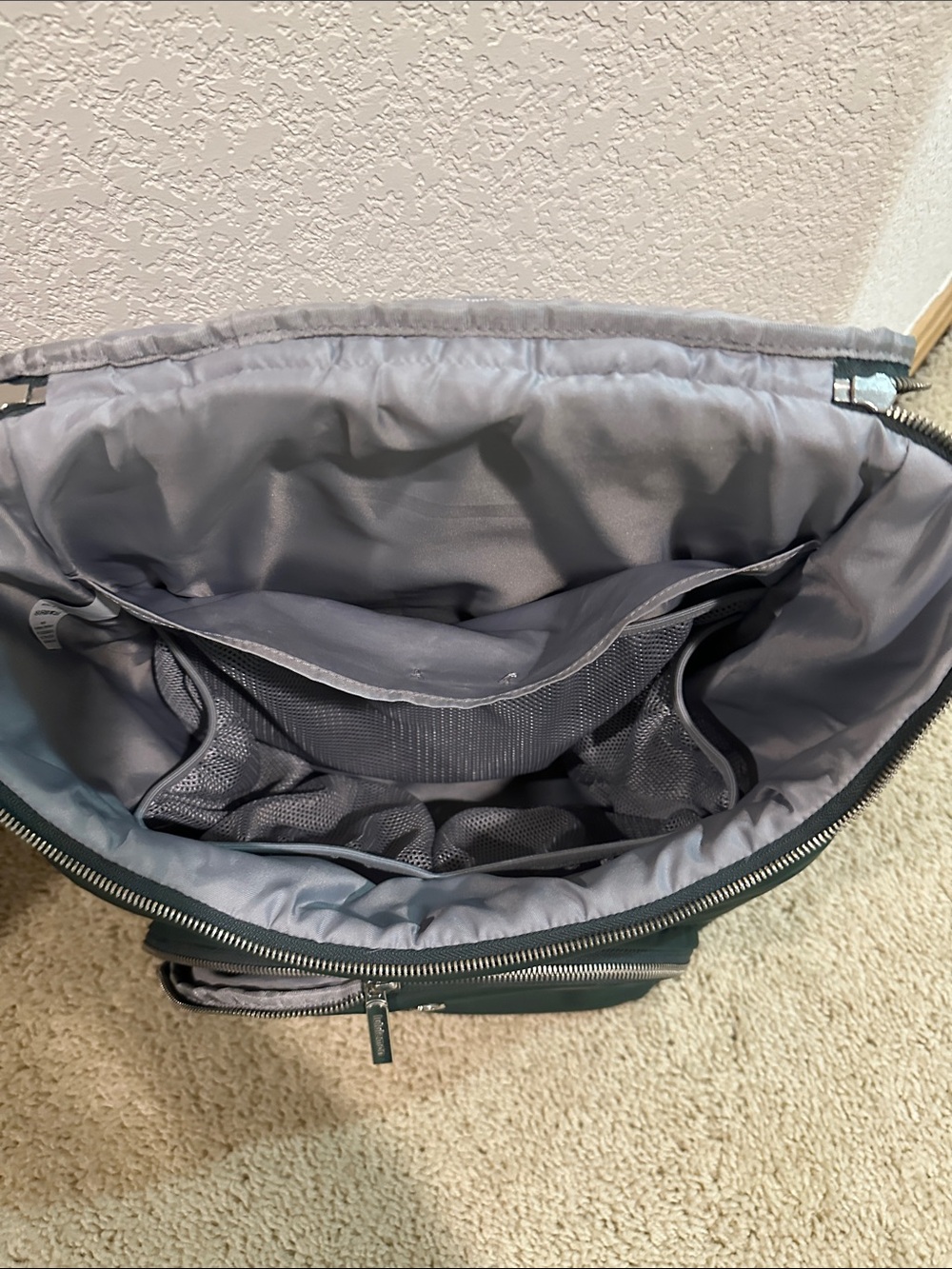 lululemon athletica dark green parent backpack - Picture 3 of 7